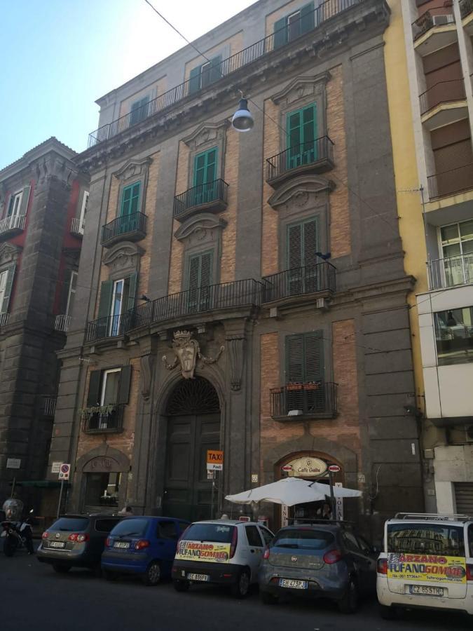 Queen Medina Centro Storico Naples Exterior photo