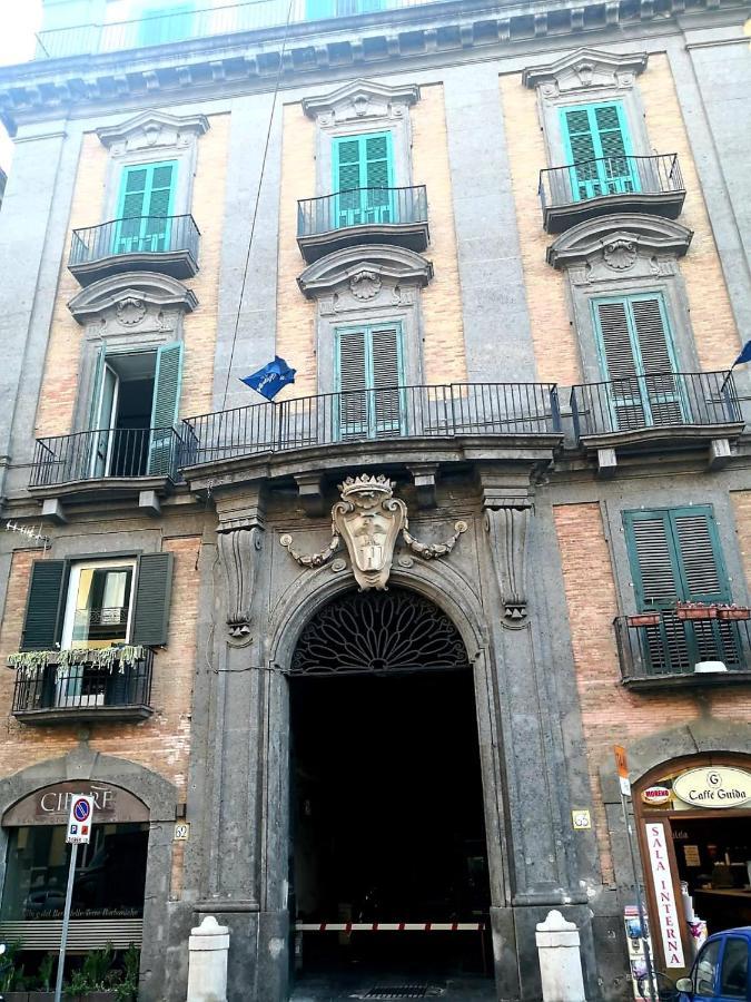 Queen Medina Centro Storico Naples Exterior photo